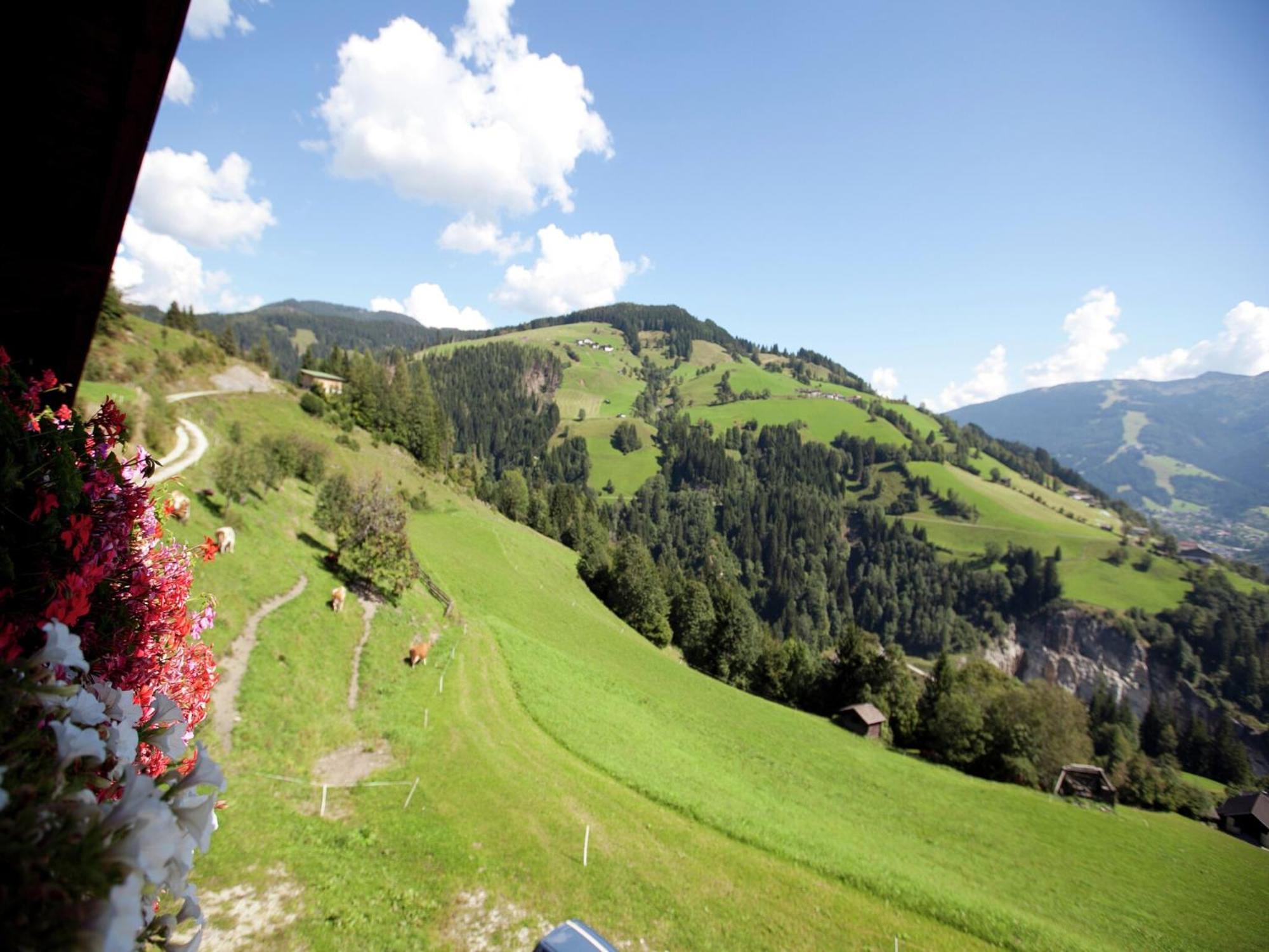 Apartment In Sankt Johann Im Pongau Near Ski Area Wagrain Esterno foto